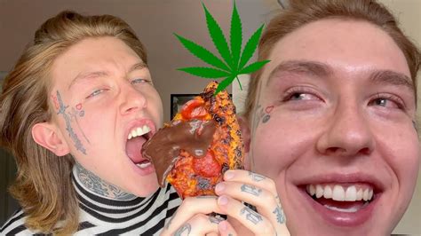 i got extremely high & tried weird stoner food